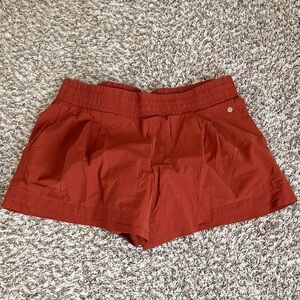 Women's Rust Elastic-Waist Casual Shorts